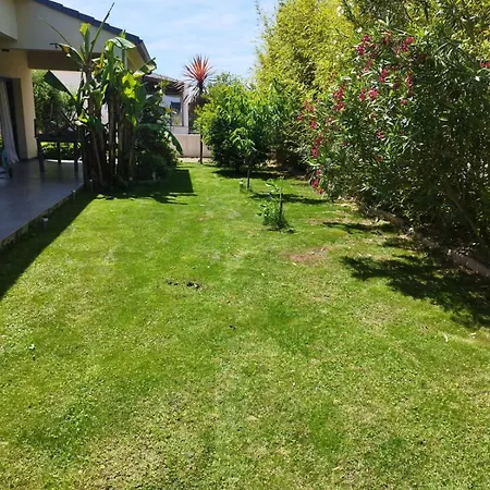 Charmante Avec Jardin * Prunete