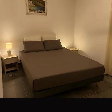 Charmante Avec Jardin Prunete