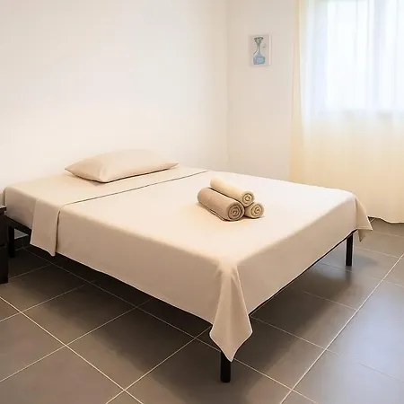 Charmante Avec Jardin Prunete