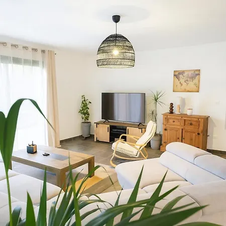 Charmante Avec Jardin Prunete