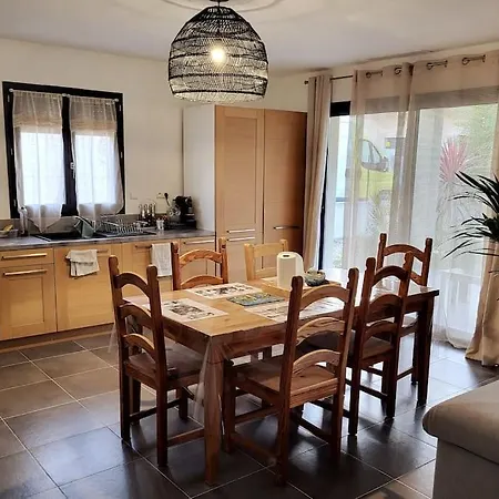 Villa Charmante Avec Jardin *