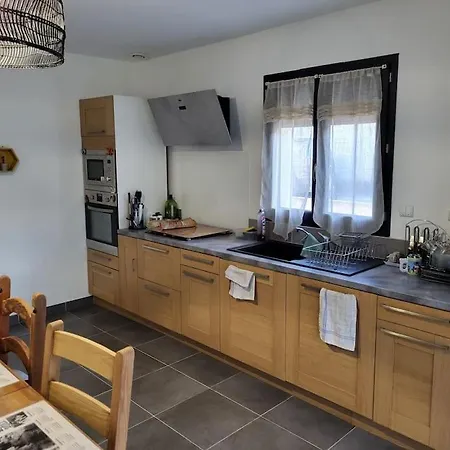 Charmante Avec Jardin Villa *