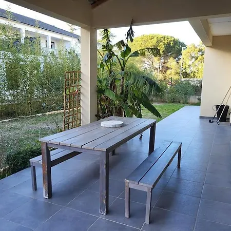 Villa Charmante Avec Jardin Prunete