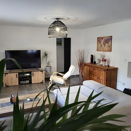 Charmante Avec Jardin * Prunete