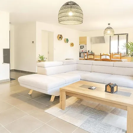 Charmante Avec Jardin Prunete