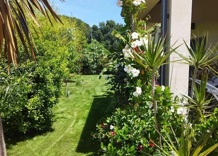 Charmante Avec Jardin Villa *